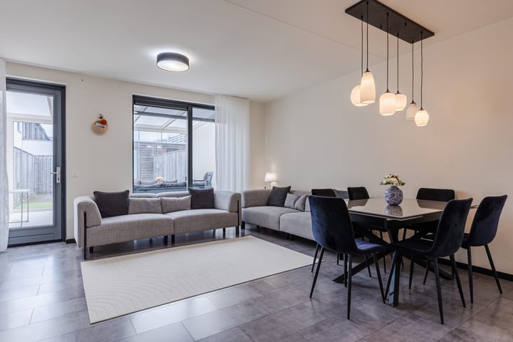 Tussenwoning te koop: Orbisonstraat 15, Tilburg
