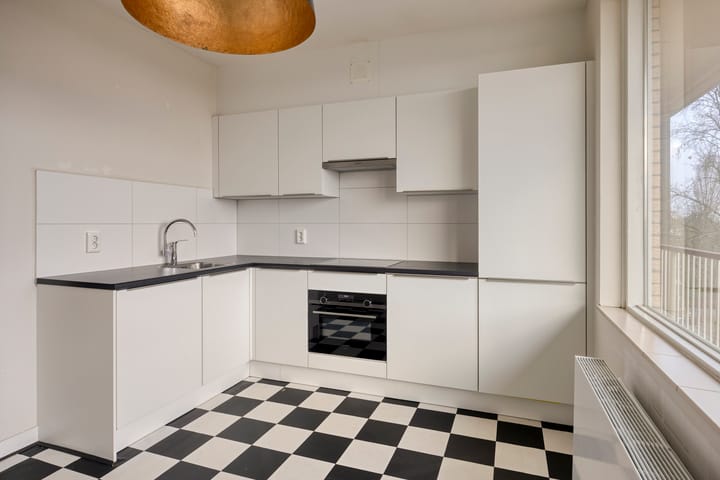 Appartement te koop: Henri Dunantlaan 87, Apeldoorn