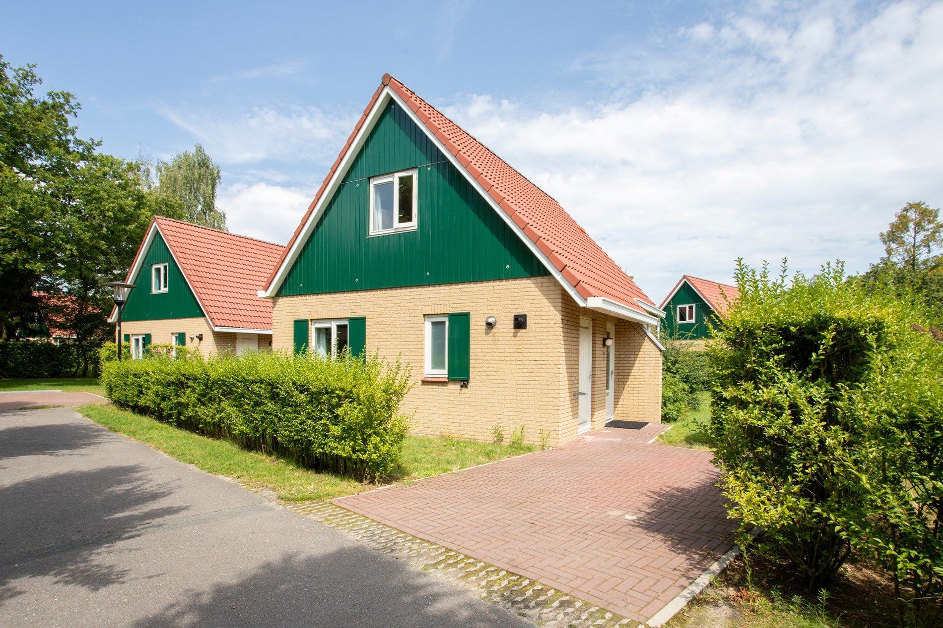 3-bedroom freehold villa in Diessen — photo 1 of 5