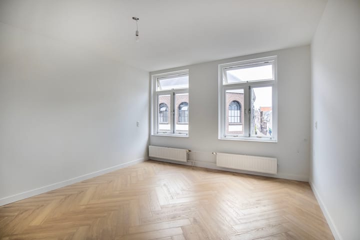 Studio te koop: Nieuwe Plein 8-6, Arnhem