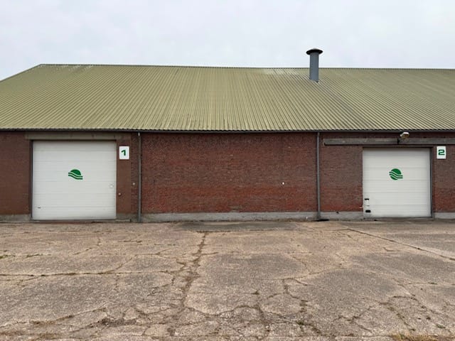 View photo 3 of Huizersdijk 11