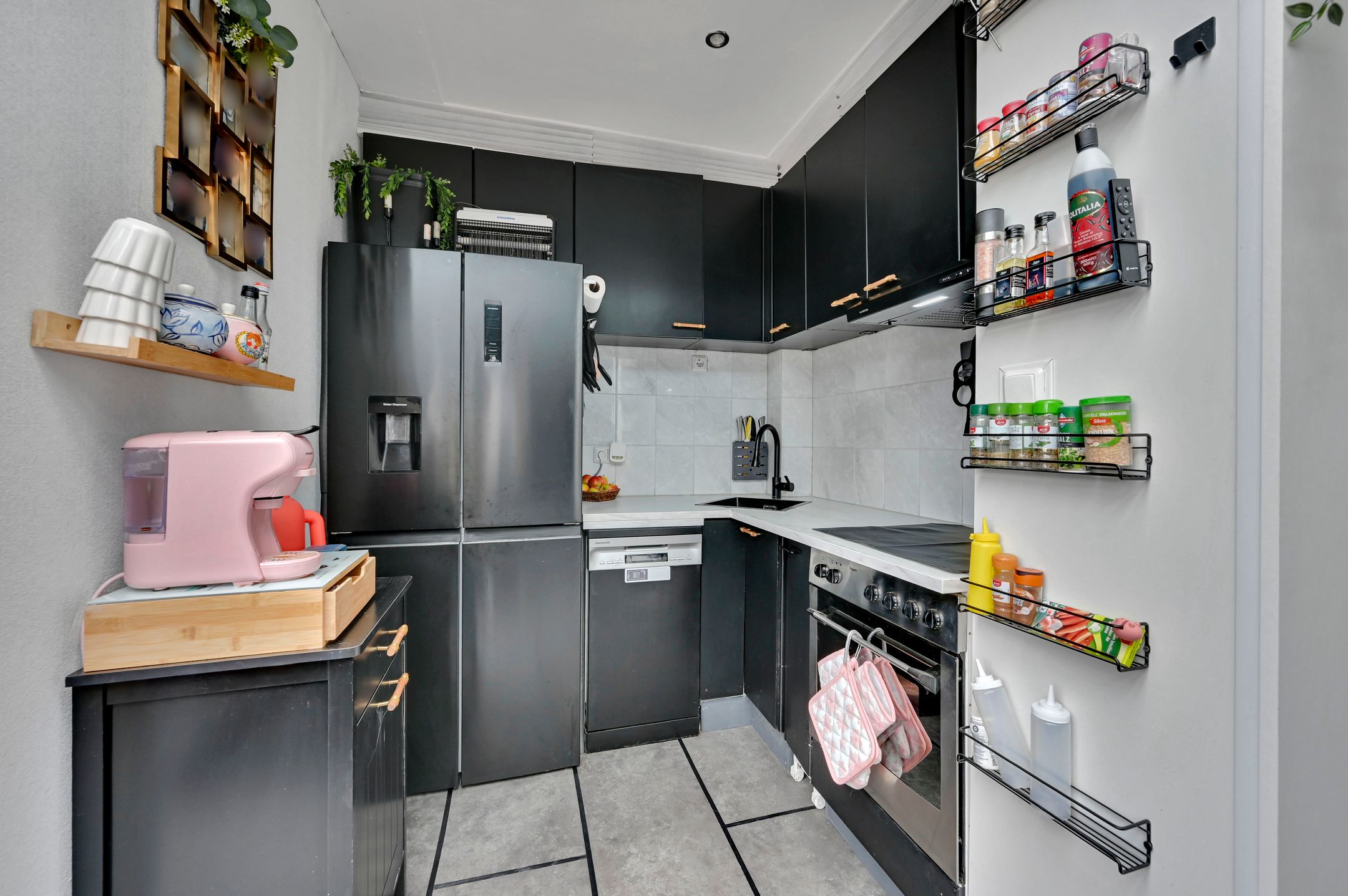 Photo 12 of J A Alberdingk Thijmstraat 4-B
