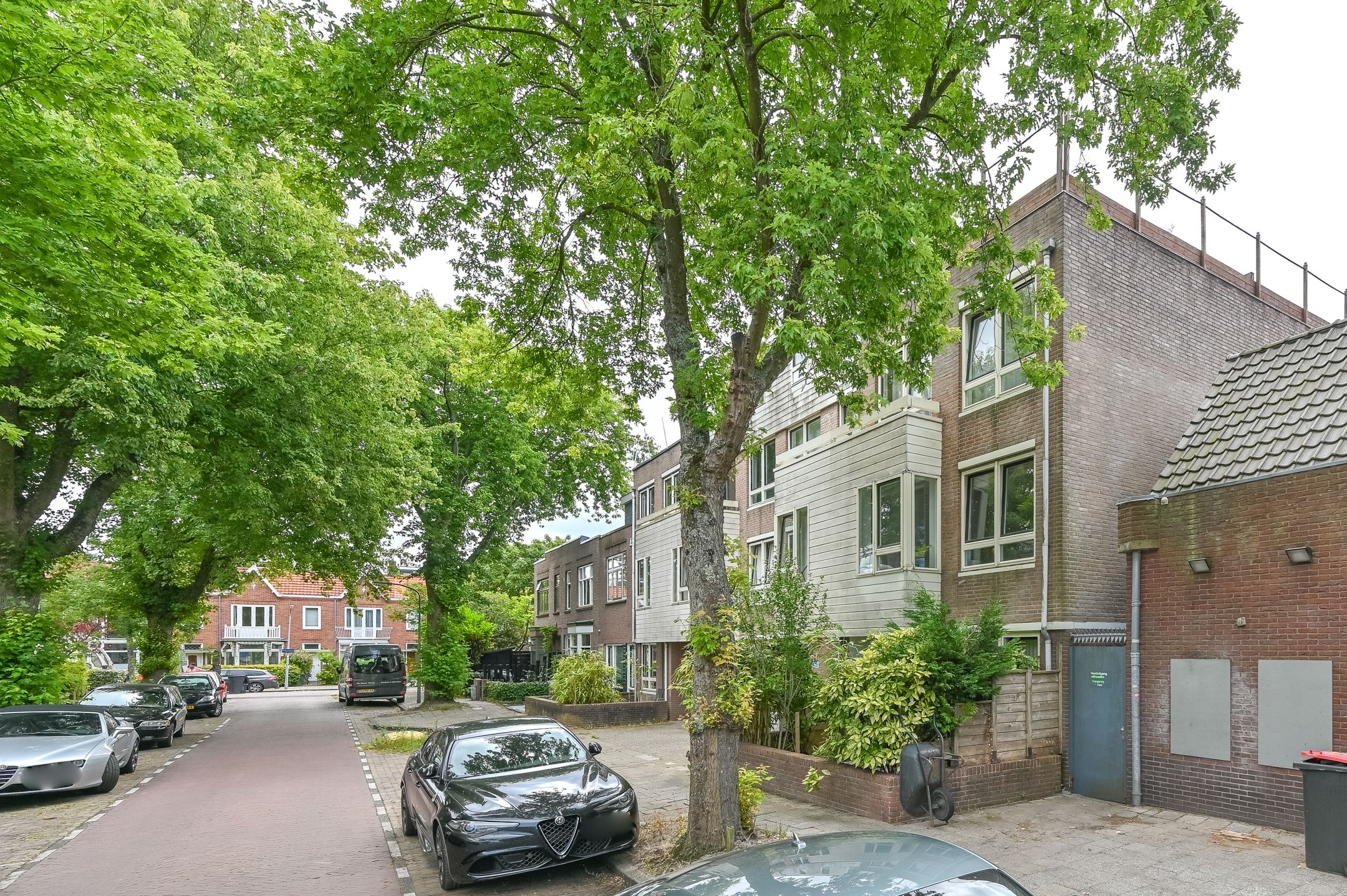 Raadhuisstraat 12