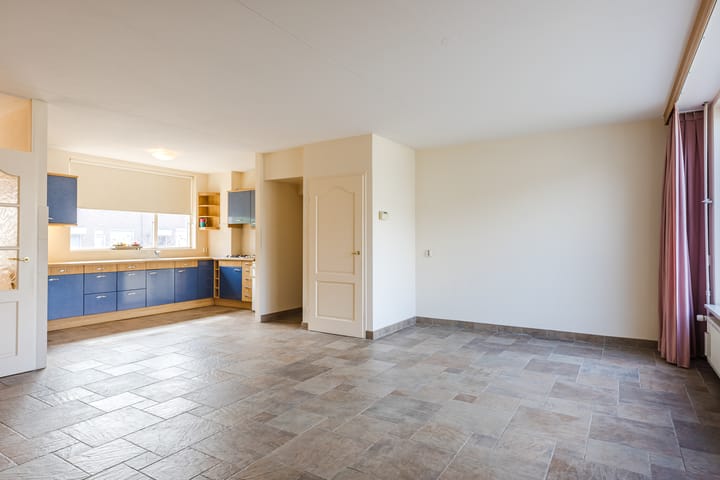 Tussenwoning te koop: Roskamp 8, Rijen