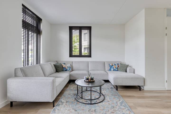 Twee-onder-één-kap te koop: Tyboschplein 24, Helmond