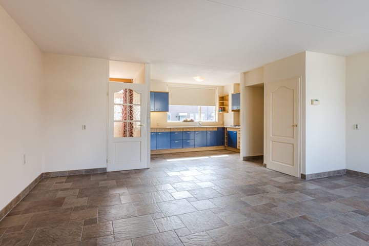 Tussenwoning te koop: Roskamp 8, Rijen