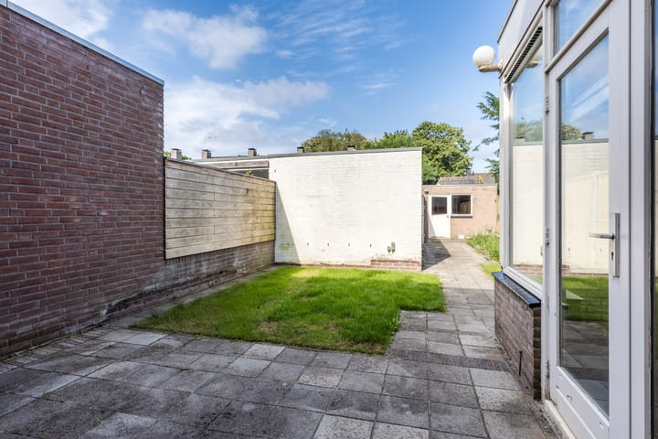 Tussenwoning te koop: Roskamp 8, Rijen