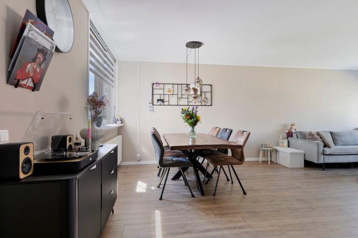 Tussenwoning te koop: Snecanusstraat 3, Sneek