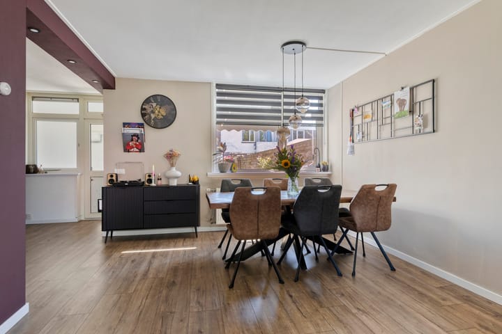 Tussenwoning te koop: Snecanusstraat 3, Sneek