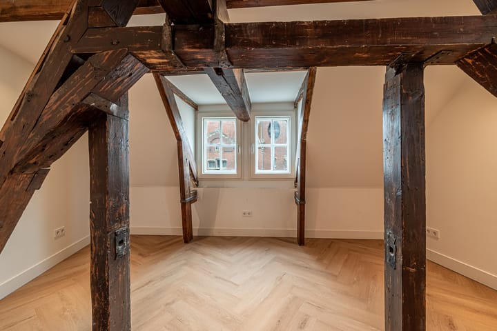 Appartement te huur: Damrak 52E, Amsterdam