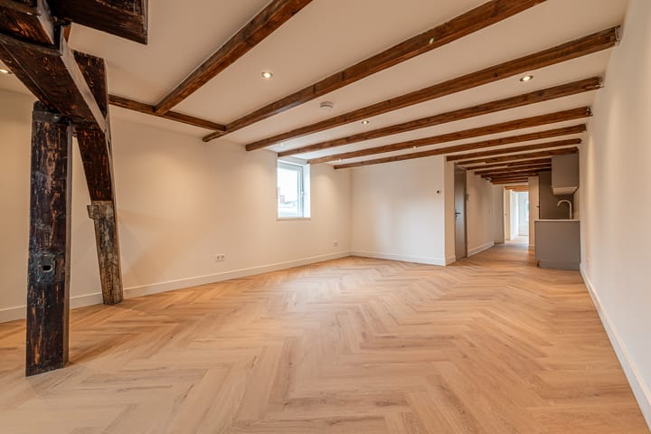 Appartement te huur: Damrak 52E, Amsterdam