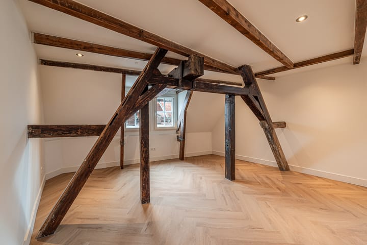 Appartement te huur: Damrak 52E, Amsterdam
