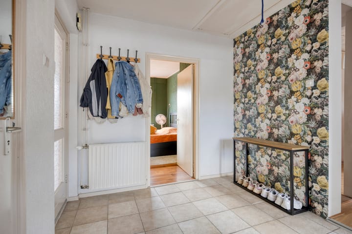 Appartement te koop: Abel Tasmanstraat 76, Winschoten