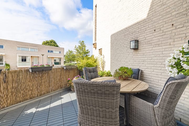Tussenwoning te koop: Prinses van Lotharingenstraat 114, Bavel (Gem. Breda)