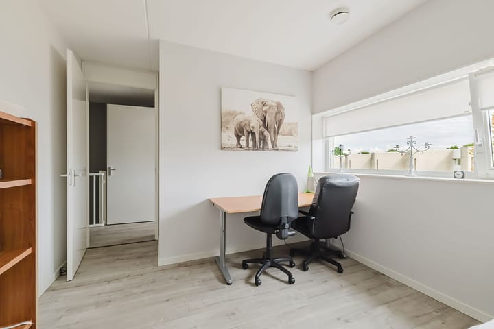 Tussenwoning te koop: Prinses van Lotharingenstraat 114, Bavel (Gem. Breda)