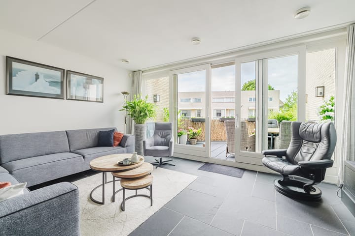 Tussenwoning te koop: Prinses van Lotharingenstraat 114, Bavel (Gem. Breda)
