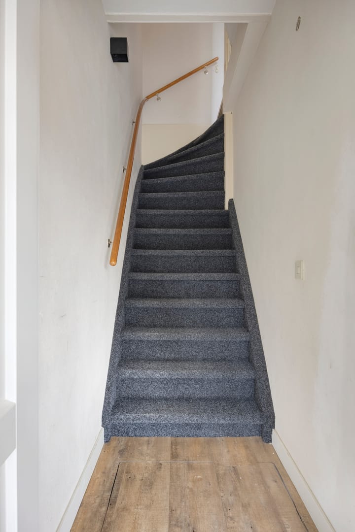 Tussenwoning te koop: Lorrainelaan 18, Eindhoven