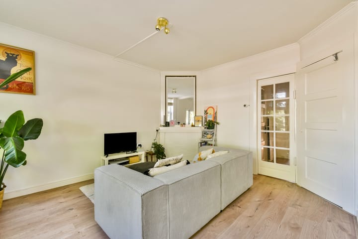 Studio te koop: Bos en Lommerweg 9H, Amsterdam