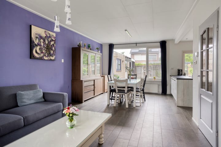 Twee-onder-één-kap te koop: Dullaertstraat 13, Hulst