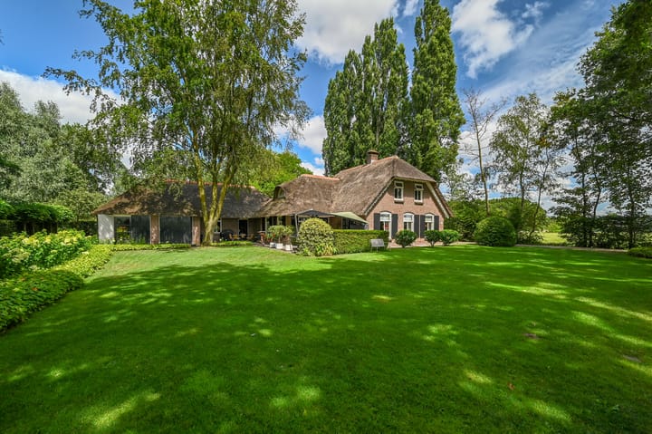 Vrijstaande woning te koop: Overhorsterweg 48, Voorthuizen
