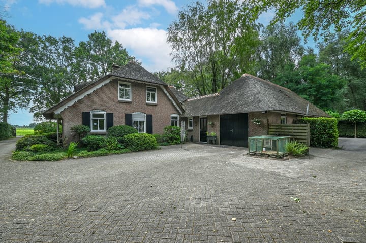 Vrijstaande woning te koop: Overhorsterweg 48, Voorthuizen