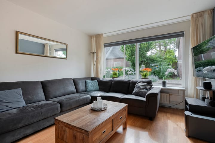 Tussenwoning te koop: Annastraat 14, Enschede