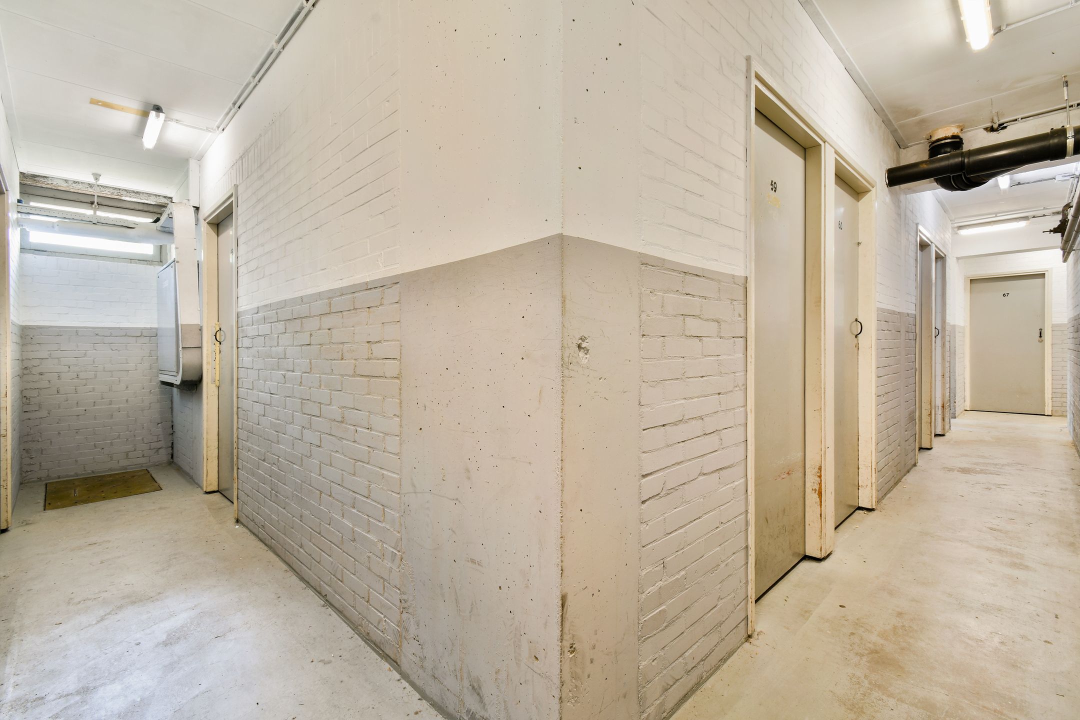Photo 24 of Coornhertstraat 125