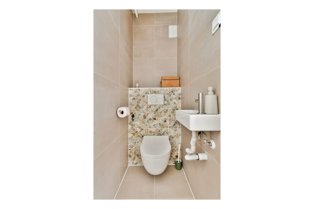 Photo 22 of Coornhertstraat 125