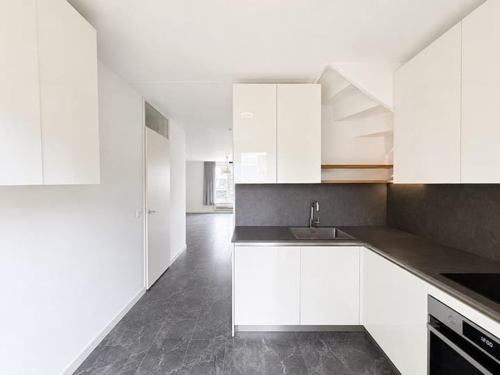Appartement te huur: Leeuwendalersweg 15B, Amsterdam