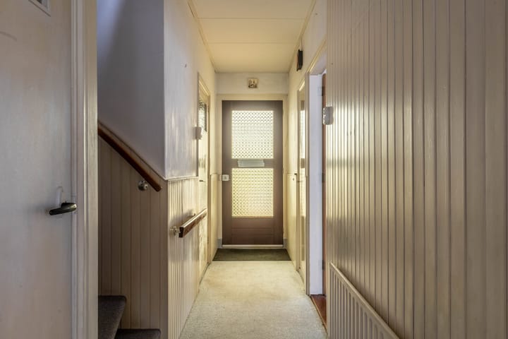 Twee-onder-één-kap te koop: Pastoor van Muijenweg 4, Heiloo
