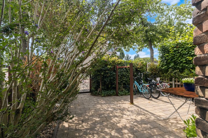 Tussenwoning te koop: Dubbeldamseweg Zuid 276, Dordrecht