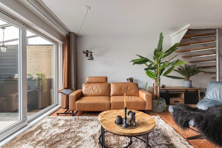 Tussenwoning te koop: Wanmolen 24, Hellevoetsluis
