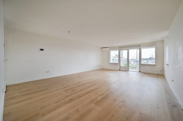 Appartement te koop: Strandweg 27, Zeewolde