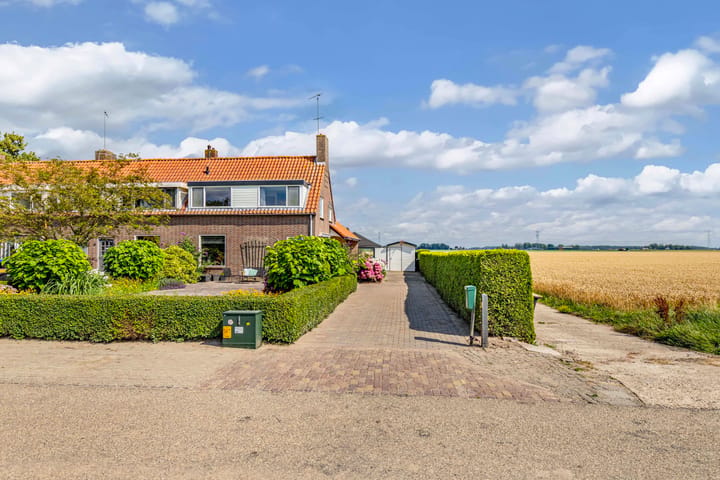 Hoekwoning te koop: Lindeweg 18A, Luttelgeest