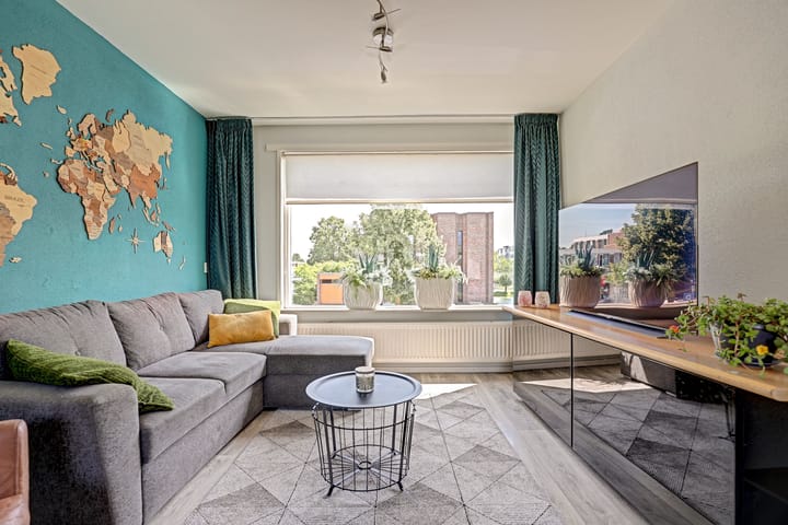 Appartement te koop: van Hogendorpplein 3, Gouda