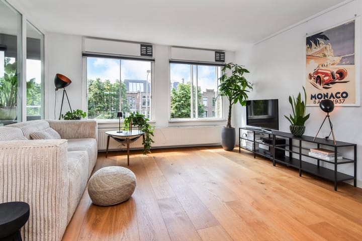 Appartement te koop: Waldeck Pyrmontkade 101, 'S-Gravenhage