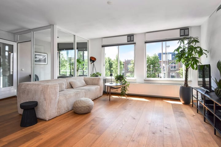 Appartement te koop: Waldeck Pyrmontkade 101, 'S-Gravenhage