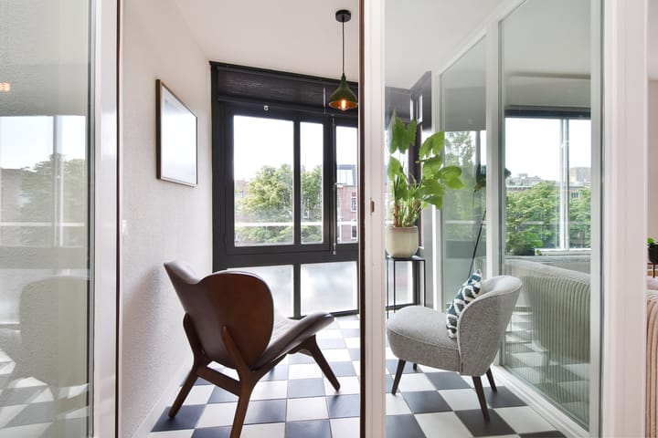Appartement te koop: Waldeck Pyrmontkade 101, 'S-Gravenhage