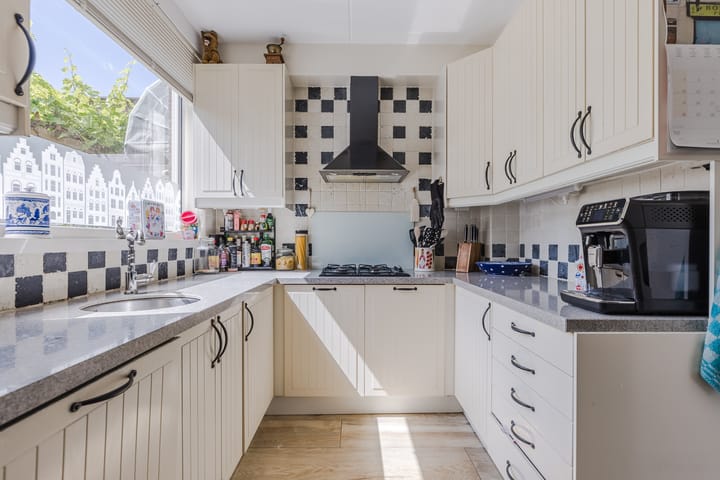 Tussenwoning te koop: De Omloop 25, Assendelft