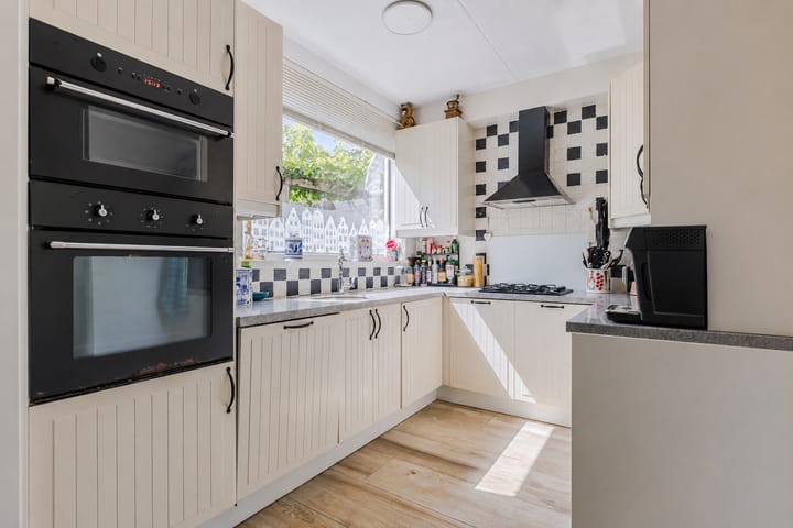 Tussenwoning te koop: De Omloop 25, Assendelft