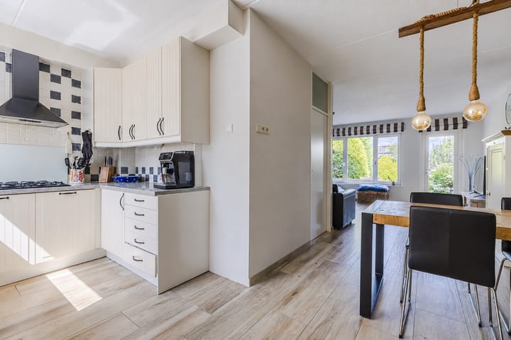 Tussenwoning te koop: De Omloop 25, Assendelft