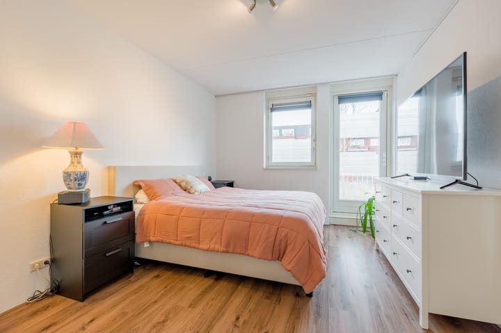 Hoekwoning te koop: Weerdesteyn 2, Amstelveen