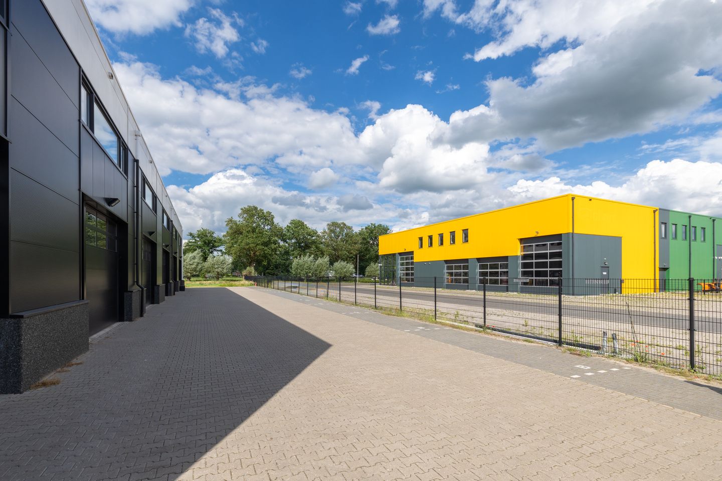 Bekijk foto 4 van Almelosestraat 83-b