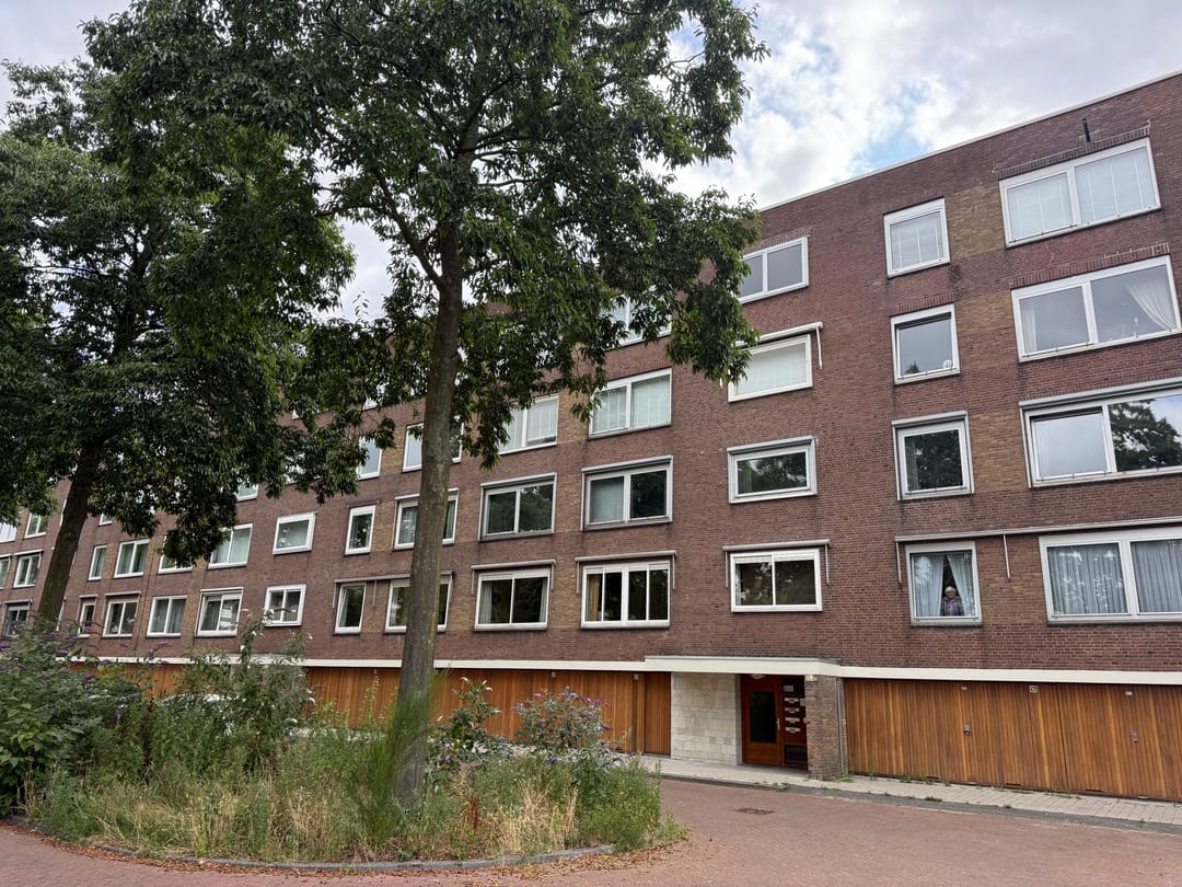 Foto 1 van Van Leijenberghlaan 415-1
