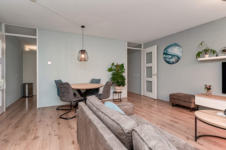 Tussenwoning te koop: Senecastraat 30, 'S-Gravenhage