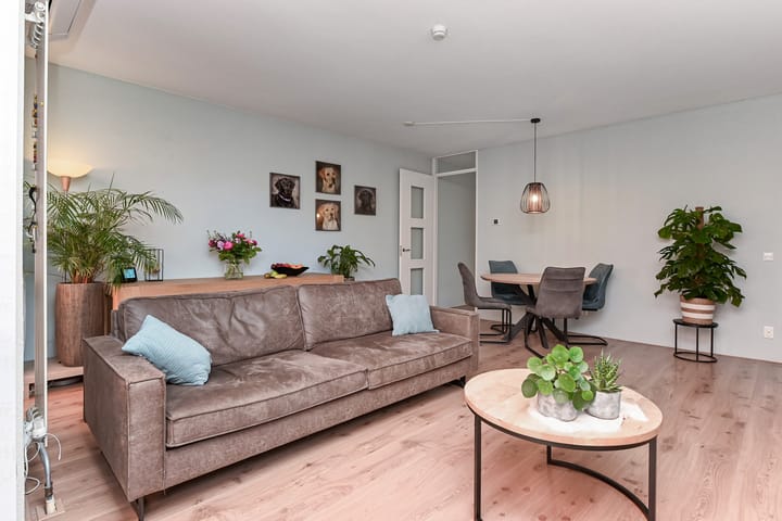 Tussenwoning te koop: Senecastraat 30, 'S-Gravenhage