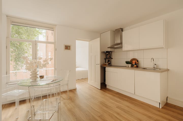 Studio te koop: Albert Cuypstraat 12-2, Amsterdam