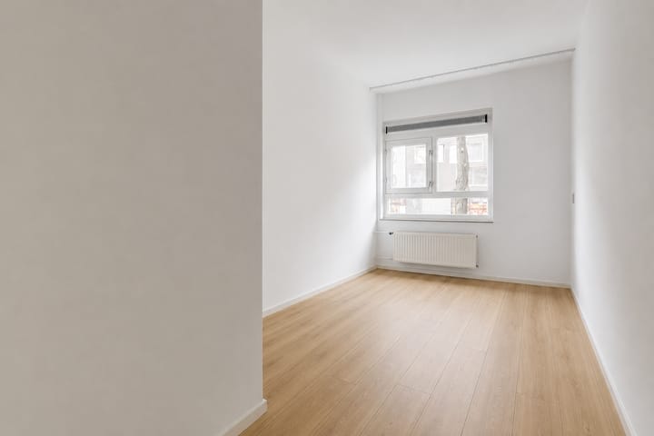 Appartement te huur: Sarphatistraat 210, Amsterdam