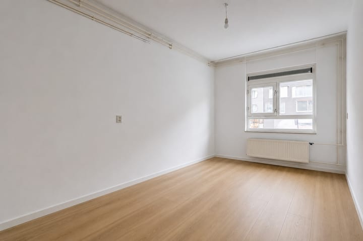 Appartement te huur: Sarphatistraat 210, Amsterdam