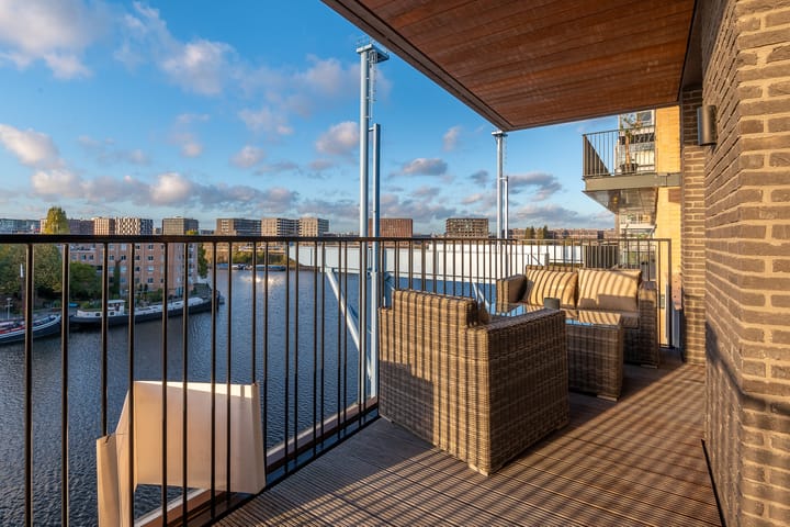 Appartement te huur: VOC-kade 78, Amsterdam